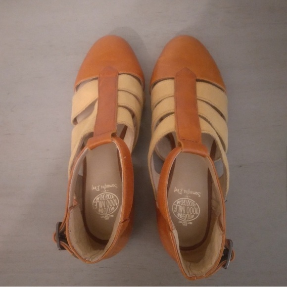 Samantha Pleet 1000 Mile Wolverine Sz 7 Digby
Gladiator Tan Leather Sandal Shoes - Picture 8 of 14